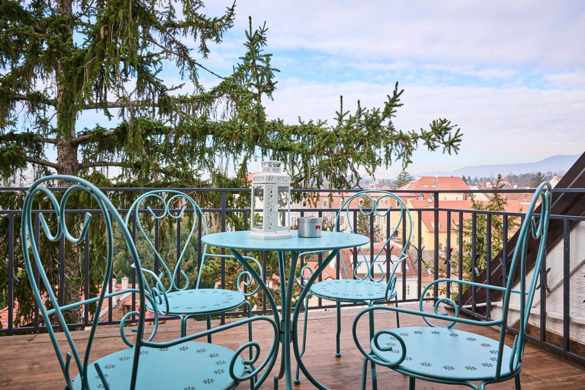 Appartement Uptown Palace Penthouse 2br With Terrace By Irundo